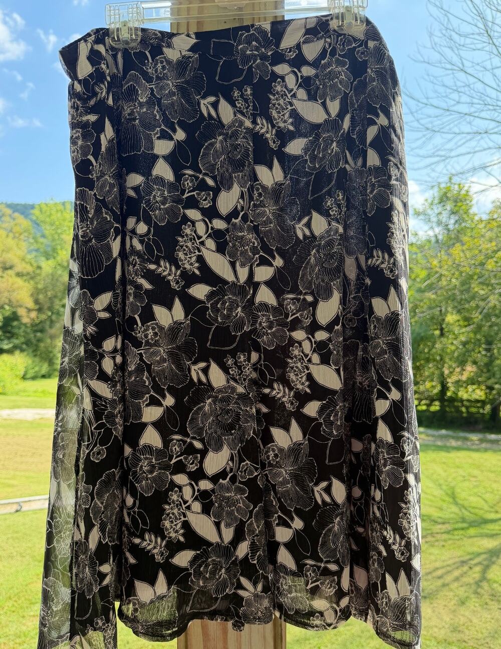 VTG 90s Sag Harbor 1X Black White Floral Chiffon Midi Skirt Dark Romantic Y2K